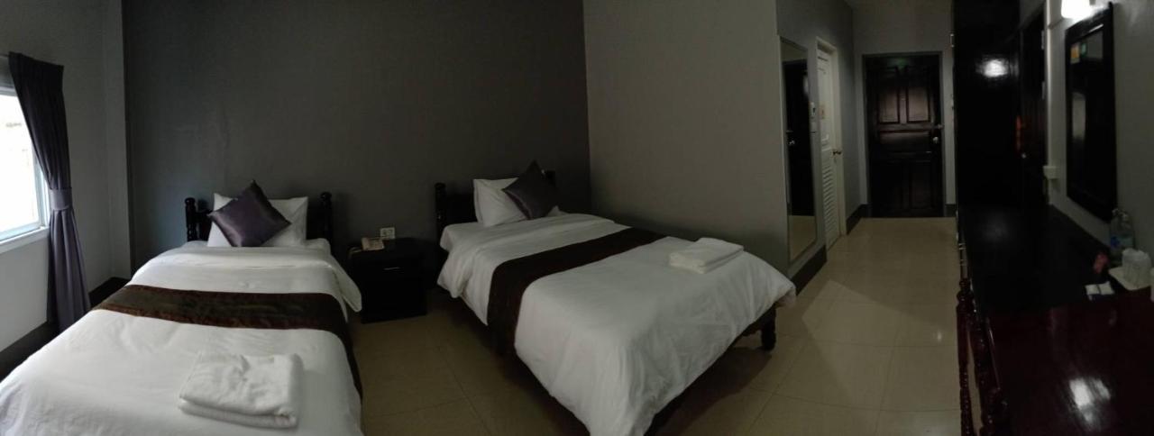 Submukda Phoomplace Hotel Mukdahan Ngoại thất bức ảnh