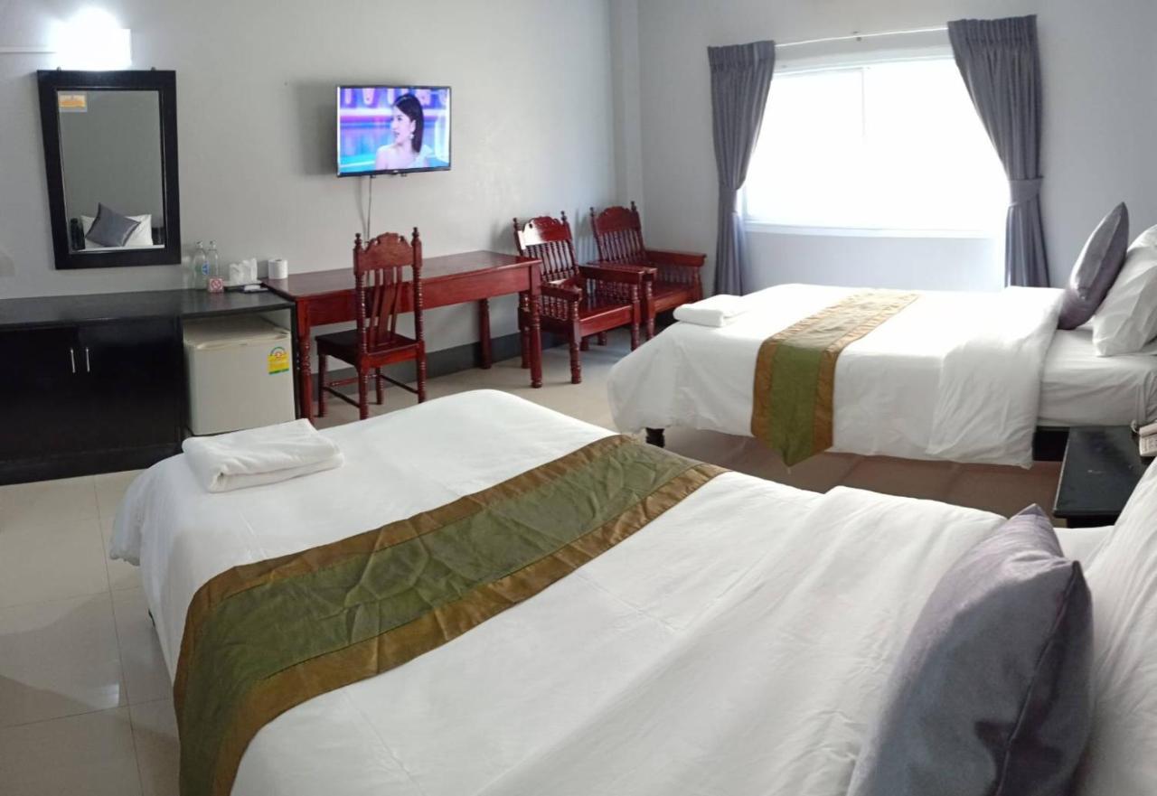 Submukda Phoomplace Hotel Mukdahan Ngoại thất bức ảnh