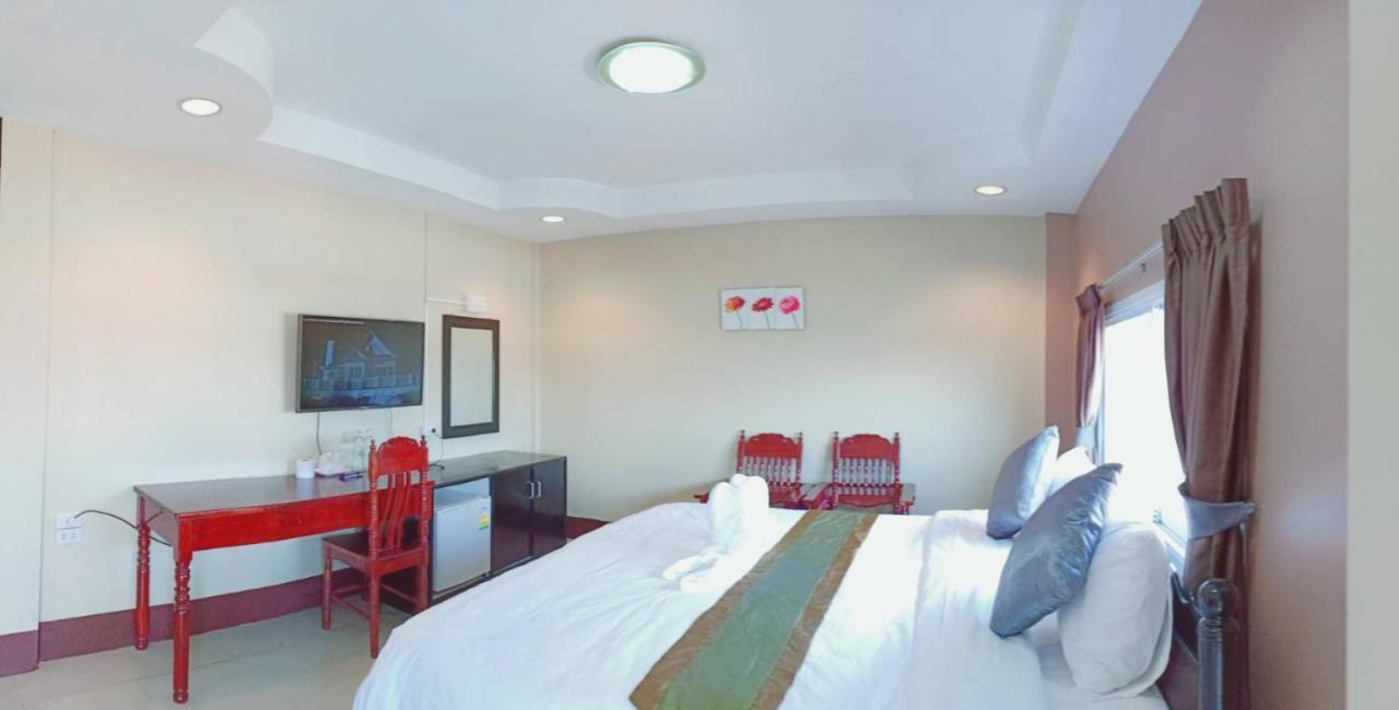 Submukda Phoomplace Hotel Mukdahan Ngoại thất bức ảnh