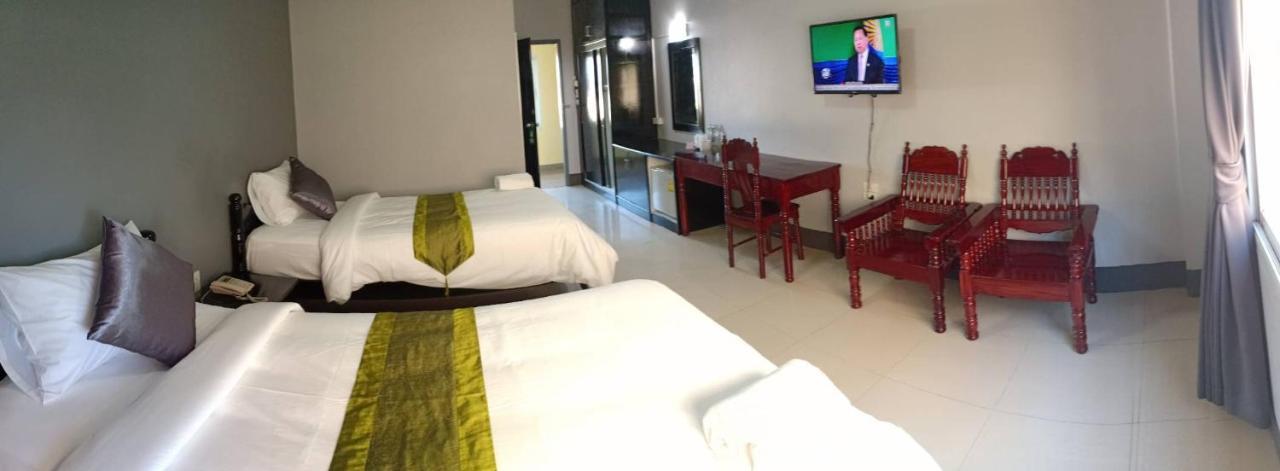 Submukda Phoomplace Hotel Mukdahan Ngoại thất bức ảnh