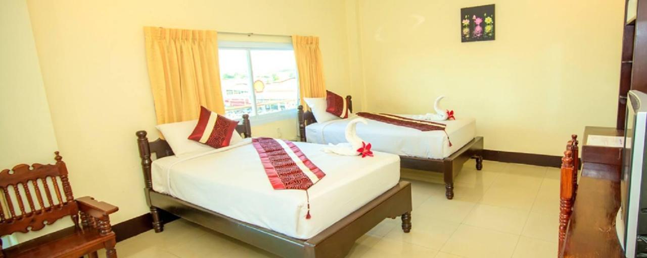 Submukda Phoomplace Hotel Mukdahan Ngoại thất bức ảnh