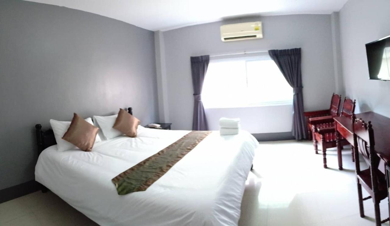 Submukda Phoomplace Hotel Mukdahan Ngoại thất bức ảnh