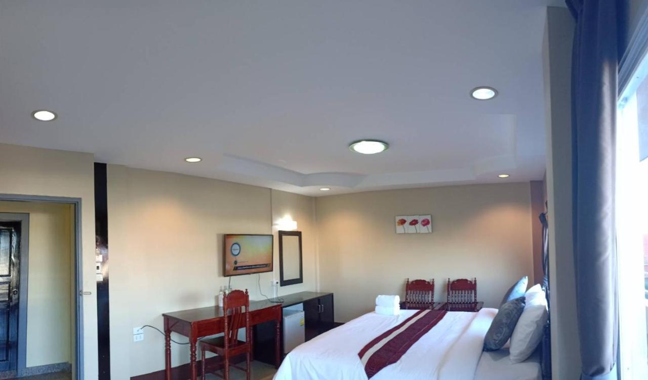 Submukda Phoomplace Hotel Mukdahan Ngoại thất bức ảnh